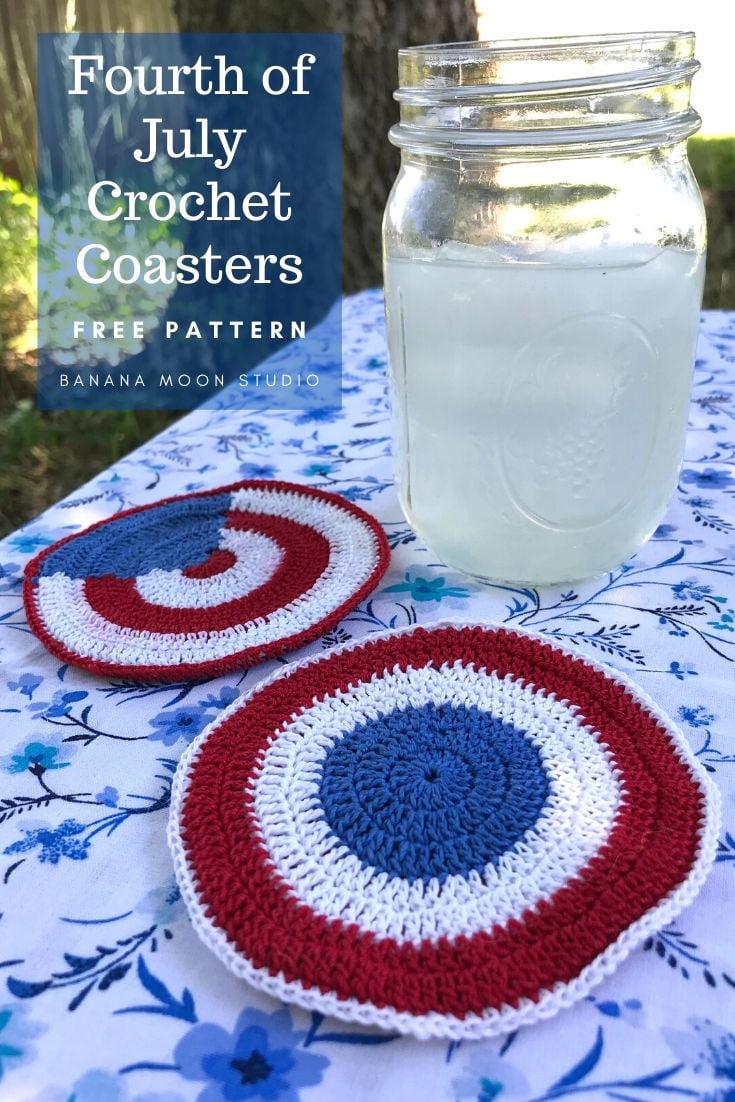 Crochet these cute coasters for the Fourth of July! #crochet #fourthofjuly