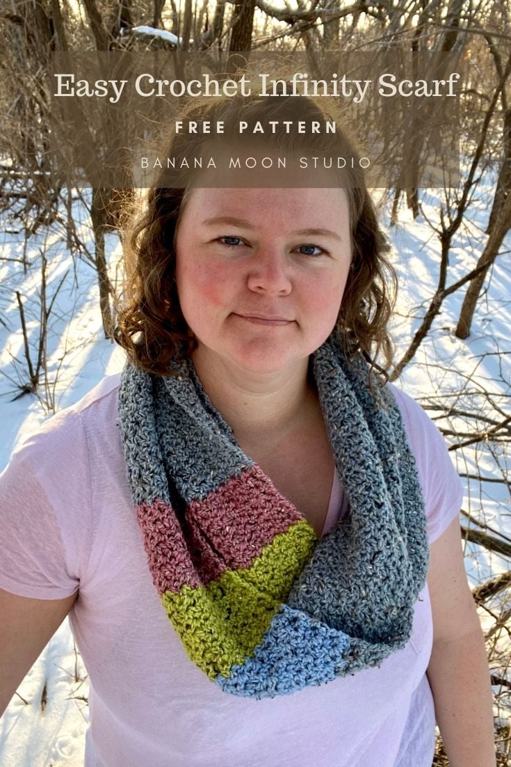 Crochet infinity scarf free pattern easy from Banana Moon Studio!